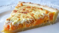 Tarta cu cartofi dulci Azi am facut o reteta noua, o tarta cu cartofi dulci. A fost o incantare sa o gust si abia astept s-o servesc la cina insotita de peste. Sa stii...
