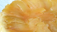 Tarta tatin Se spune ca aceasta tarta este originara din Franta, de la surorile Tatin care aveau un hotel cu restaurant. Le-a iesit tarta asta dintr-o greseala de gatire a merelor pentru...